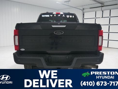 Used 2022 Ford F250 Lariat w/ Black Appearance Package image 6