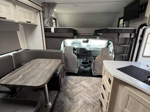 Used 2022 Ford E-450 and Econoline 450 Super Duty w/ Motorhome Prep Package image 14