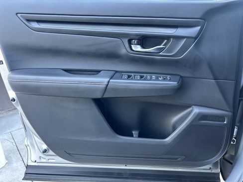 Used 2023 Honda CR-V Sport image 22