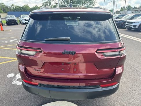 Used 2023 Jeep Grand Cherokee L Laredo AWD/4WD image 8