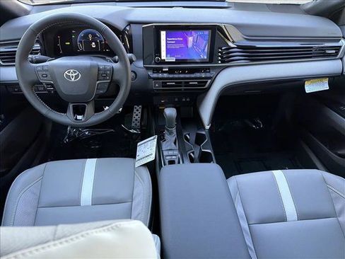 Certified 2026 Toyota Camry SE image 22
