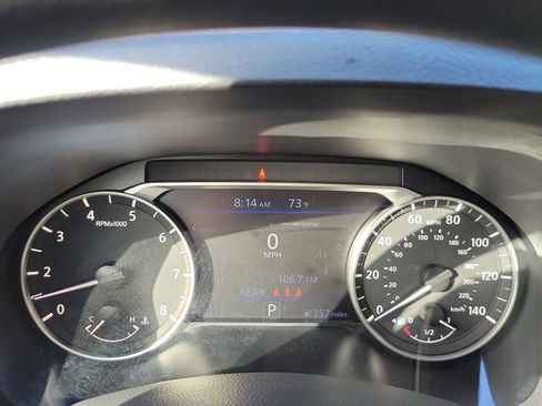 Used 2025 Nissan Altima 2.5 SV FWD image 28