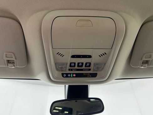 Used 2024 Buick Enclave Essence w/ Experience Buick Package AWD/4WD image 23