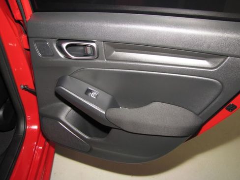 Certified 2024 Honda Civic Sport image 18