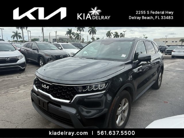 Certified 2023 Kia Sorento LX FWD image 9