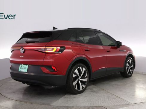 Used 2022 Volkswagen ID.4 Pro S image 3