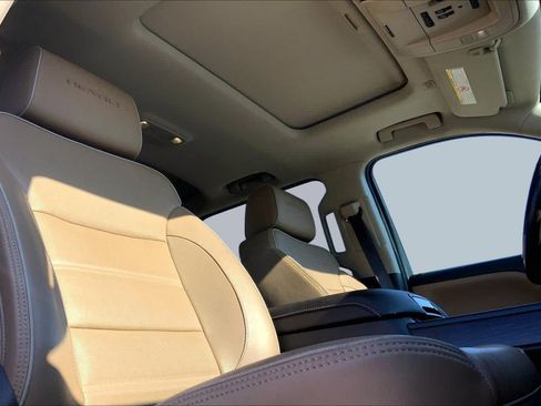 Used 2018 GMC Sierra 3500 Denali w/ Duramax Plus Package AWD/4WD image 14