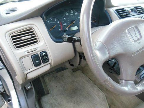 Used 1998 Honda Accord EX image 21