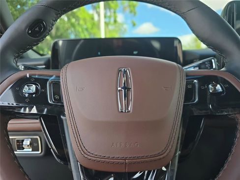 New 2026 Lincoln Aviator Reserve AWD/4WD image 20