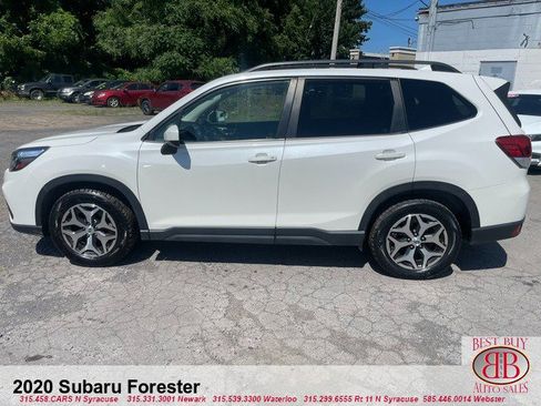Used 2020 Subaru Forester Premium image 6