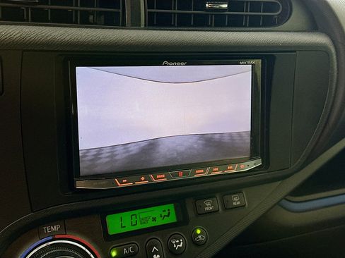 Used 2013 Toyota Prius C Three image 21