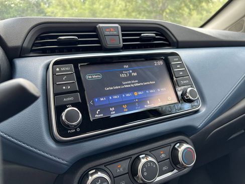 Used 2025 Nissan Versa SV FWD image 20