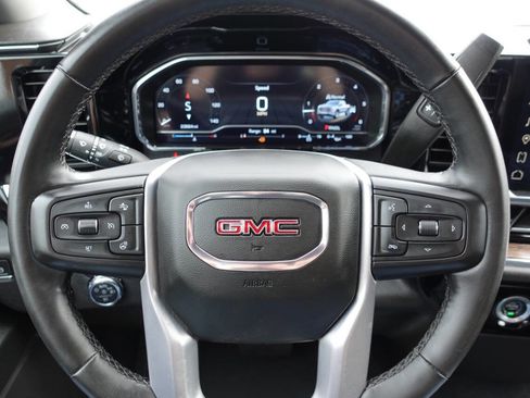Used 2024 GMC Sierra 1500 Elevation image 47