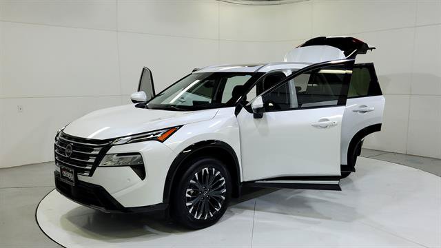 Certified 2024 Nissan Rogue Platinum w/ Platinum Premium Package FWD image 30