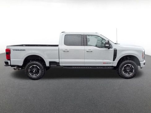 New 2026 Ford F250 Platinum w/ Tremor Off-Road Package AWD/4WD image 2