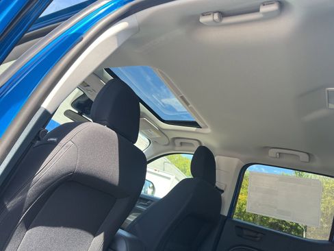 New 2025 Ford Maverick XLT w/ XLT Luxury Package image 12