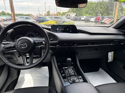 Used 2025 MAZDA MAZDA3 s FWD image 14