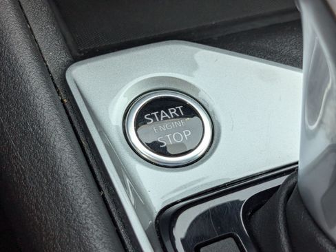 Used 2025 Nissan Altima 2.5 SV FWD image 24