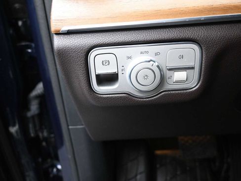 Used 2022 Mercedes-Benz GLS 450 GLS 450 image 11