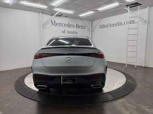 Used 2025 Mercedes-Benz GLC 300 4MATIC image 6