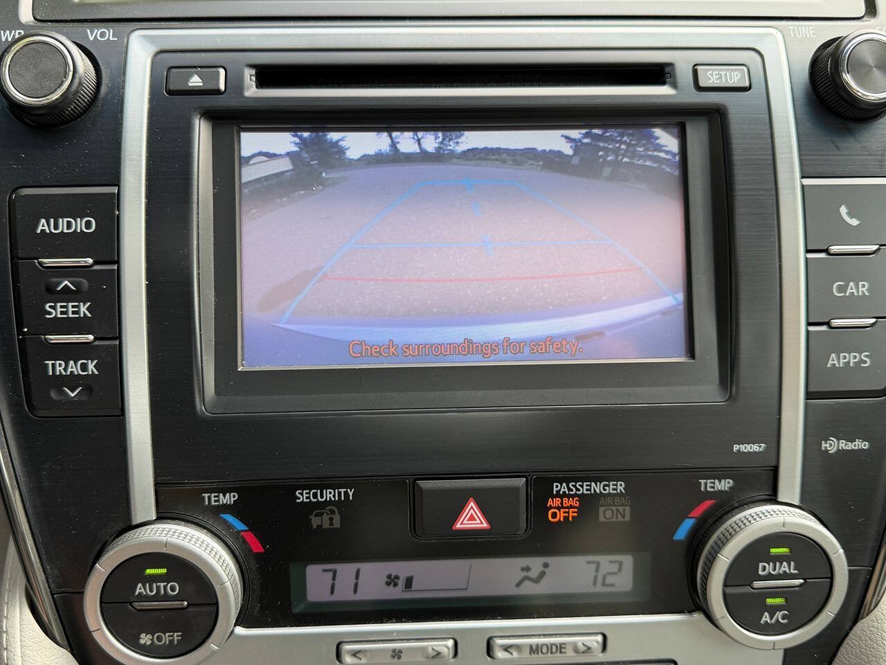 Used 2012 Toyota Camry XLE w/ Leather Pkg FWD image 16