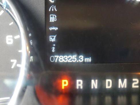 Used 2013 Ford F150 XLT w/ Mid Equipment Group image 15