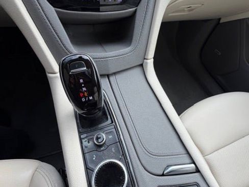 Used 2022 Cadillac XT6 Premium Luxury w/ Technology Package image 13