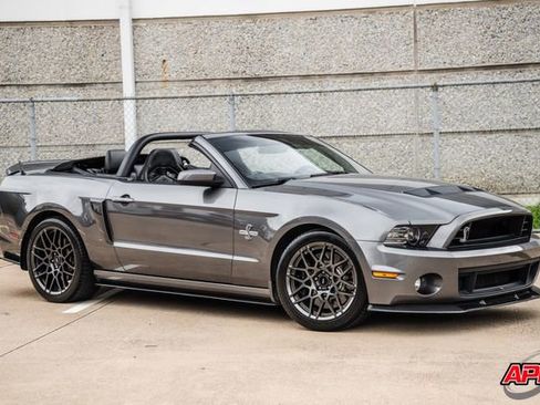 Used 2014 Ford Mustang Shelby GT500 w/ Equipment Group 821A RWD image 42