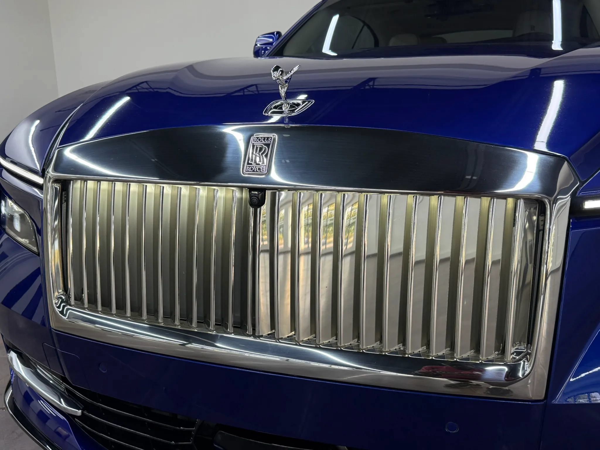 Used 2025 Rolls-Royce Spectre AWD/4WD image 20