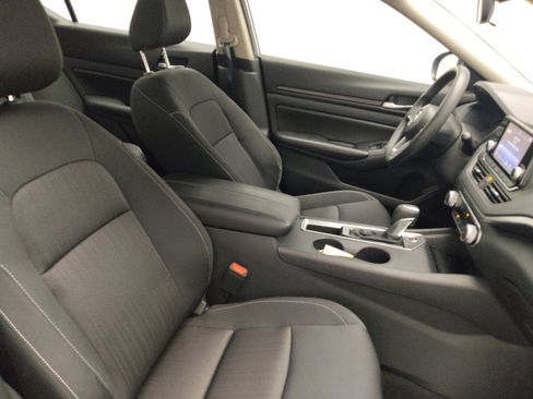 Used 2022 Nissan Altima 2.5 S FWD image 21