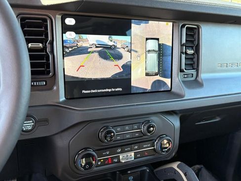 New 2025 Ford Bronco Badlands image 8