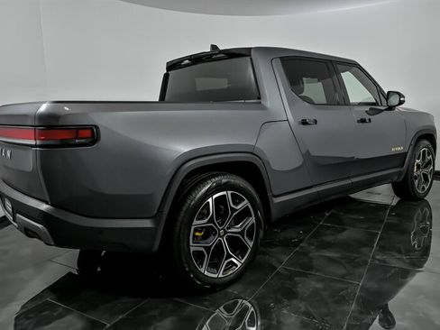 Used 2022 Rivian R1T Launch Edition image 10