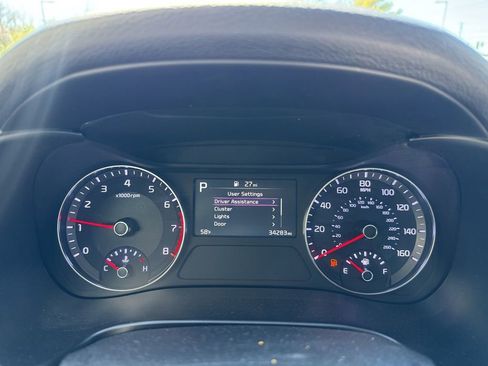 Used 2024 Kia Forte LXS FWD image 17