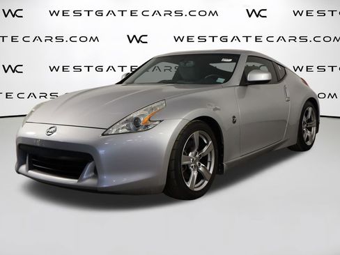 Used 2009 Nissan 370Z Touring image 1