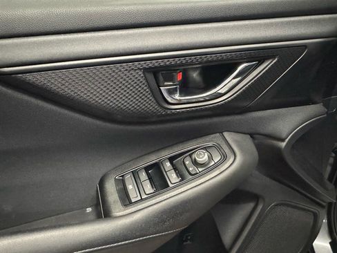 Used 2021 Subaru Outback Premium image 13