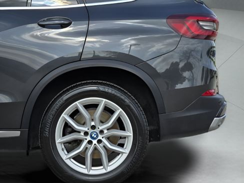 Used 2023 BMW X5 xDrive45e AWD/4WD image 41