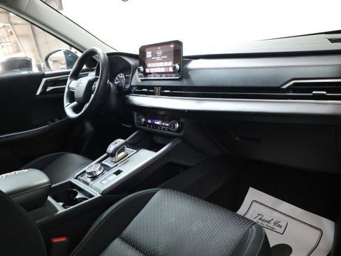 Used 2022 Mitsubishi Outlander ES image 25