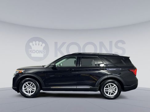 Used 2025 Ford Explorer Active RWD image 7