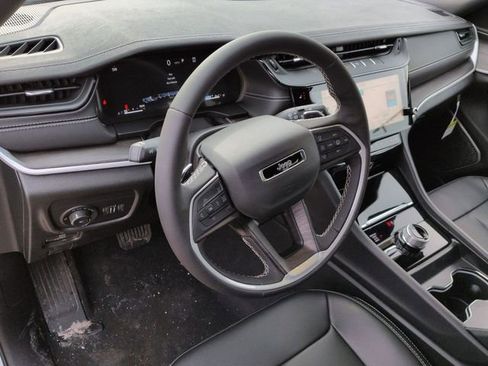 New 2026 Jeep Grand Cherokee L Limited w/ Limited Altitude Package image 11