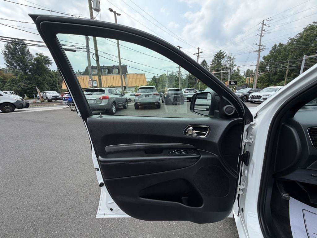 Used 2019 Dodge Durango GT w/ Blacktop Package AWD/4WD image 13