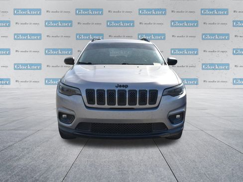 Used 2020 Jeep Cherokee Latitude Plus image 2