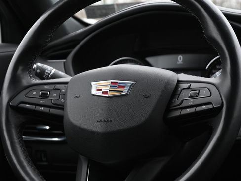 Used 2019 Cadillac XT4 Premium Luxury image 32