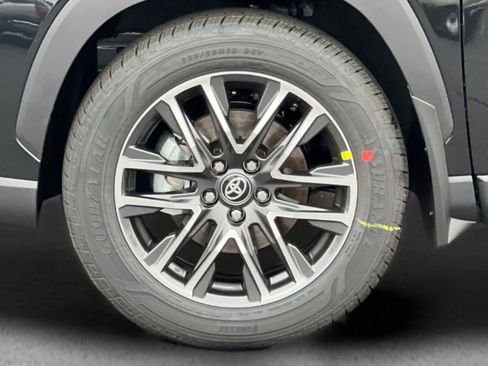 New 2026 Toyota Corolla Cross XLE FWD image 11