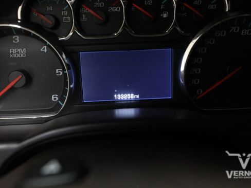 Used 2015 Chevrolet Silverado 1500 High Country image 9