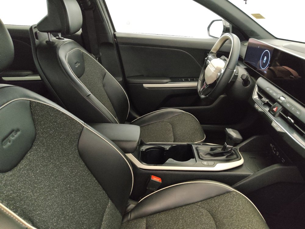 Used 2025 Kia K4 GT-Line w/ GT-Line Sunroof Package FWD image 21