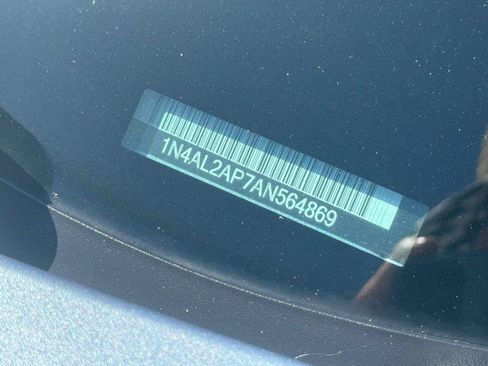 Used 2010 Nissan Altima 2.5 S FWD image 24