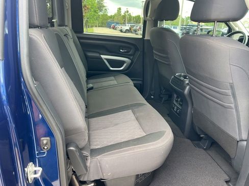 Used 2021 Nissan Titan SV w/ SV Convenience Package RWD image 36