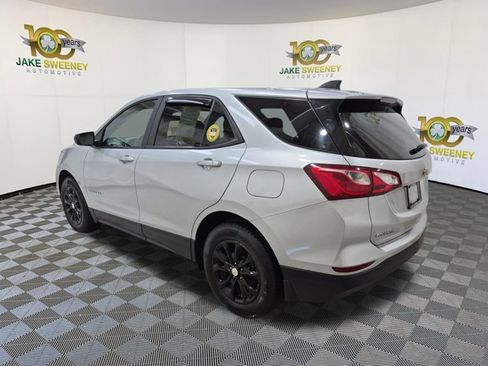 Used 2020 Chevrolet Equinox LS w/ LS Convenience Package FWD image 7