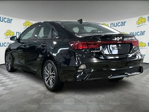 Used 2023 Kia Forte GT-Line w/ GT-Line Premium Package image 4