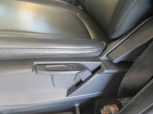 Used 2020 Ford Transit Connect XL image 16